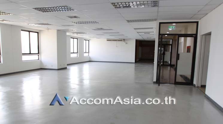  1  Office Space For Rent in Phaholyothin ,Bangkok MRT Phahon Yothin at Elephant Building AA18762